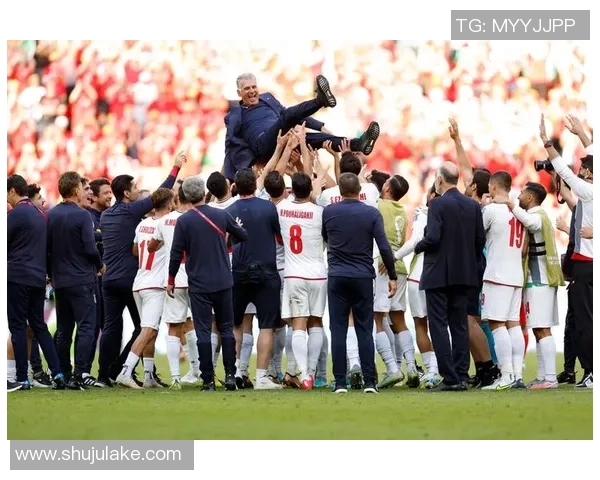 足球明星化身冰人展现冰上技巧与足球魅力的完美结合